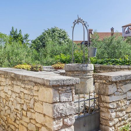 Apartment Romantika-1 By Interhome Rovinj Exterior photo